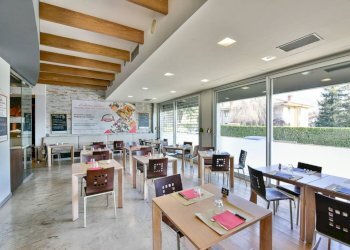 Interno non residenziale - Restaurant via Cesare Battisti, Erba - photo 4