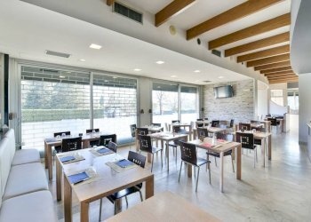 Interno non residenziale - Restaurant via Cesare Battisti, Erba - photo 6