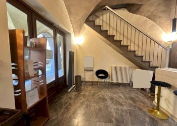 Scala - Negozio via Ferruccio Valobra, 62, Carmagnola - foto 3