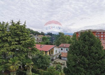 Stabile - Palazzo VIA SAN LUIGI, 28 
 Arona, Arona - foto 3