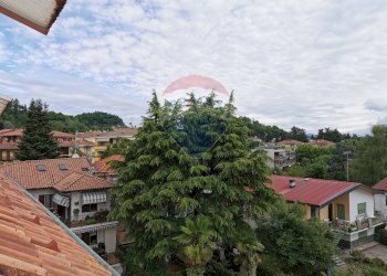 Stabile - Palazzo VIA SAN LUIGI, 28 
 Arona, Arona - foto 4