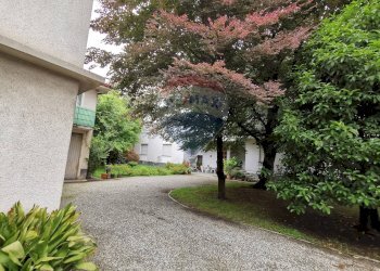 Stabile - Palazzo VIA SAN LUIGI, 28 
 Arona, Arona - foto 10