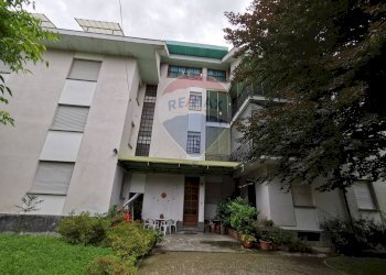 Stabile - Palazzo VIA SAN LUIGI, 28 
 Arona, Arona - foto 13