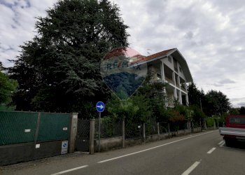 Stabile - Palazzo VIA SAN LUIGI, 28 
 Arona, Arona - foto 17