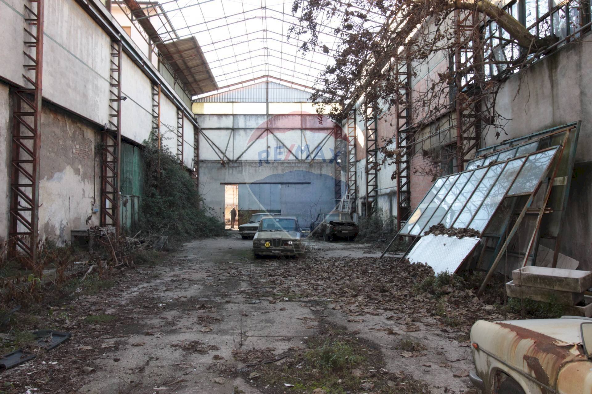 Shed Via Giovanni Tempini, SNC 
 Quartiere Primo Maggio, Brescia - photo 1