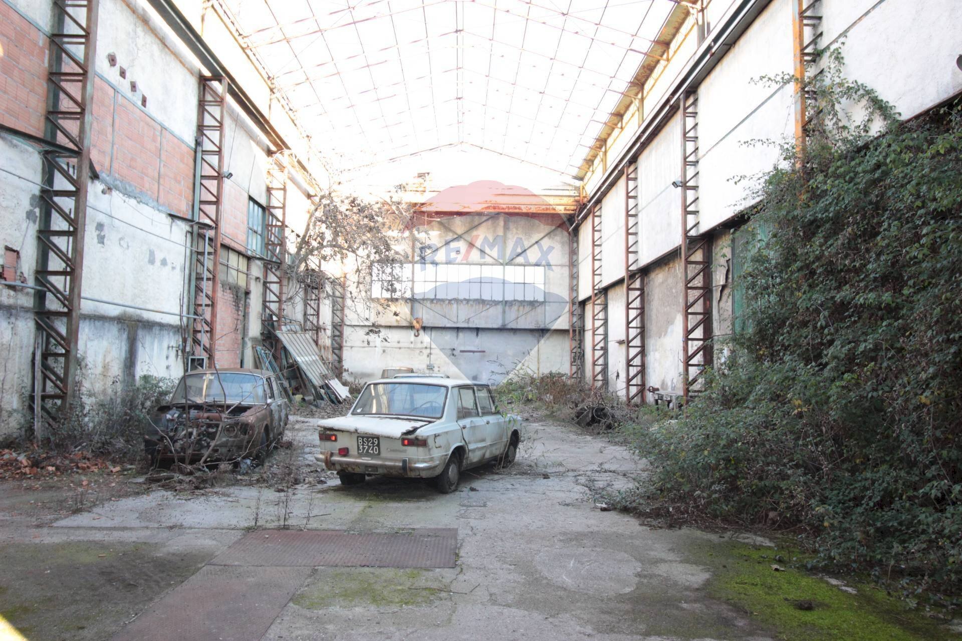 Shed Via Giovanni Tempini, SNC 
 Quartiere Primo Maggio, Brescia - photo 2