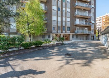 Four-room apartment Viale Italia, Lainate - photo 2