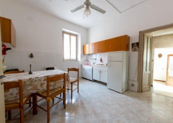 Casa semi indipendente Via dei Visconti, Breme - foto 12