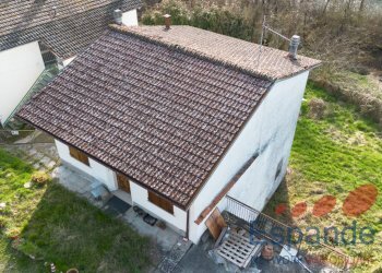 Independent house Camugnano - photo 1