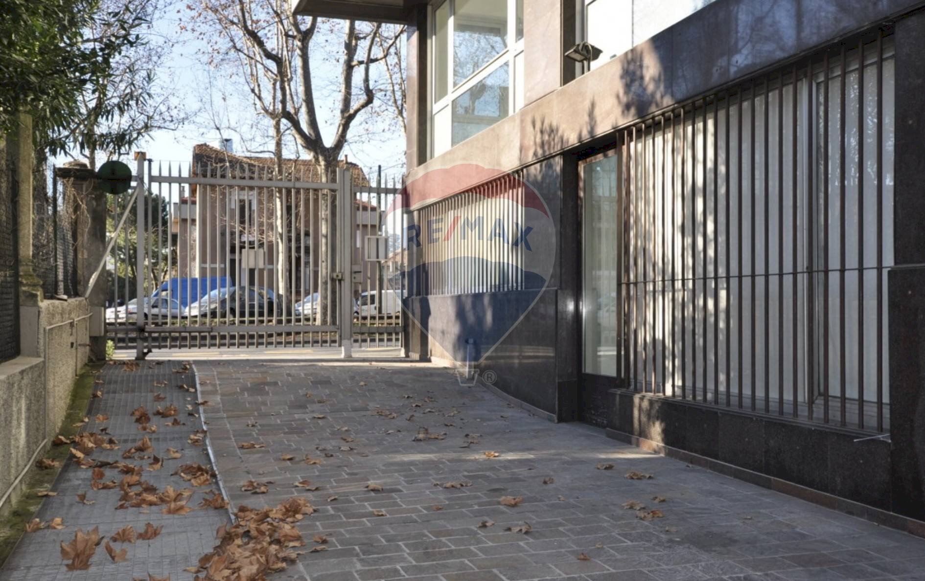 Magazzino Viale Lunigiana, Milano - foto 2