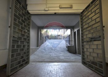 Magazzino Viale Lunigiana, Milano - foto 5