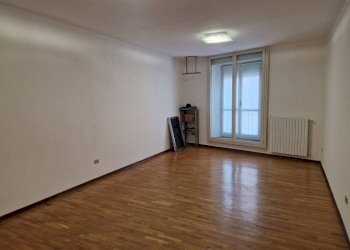 Stanza non arredata - Bilocale via Vetera, 6, Varese - foto 7