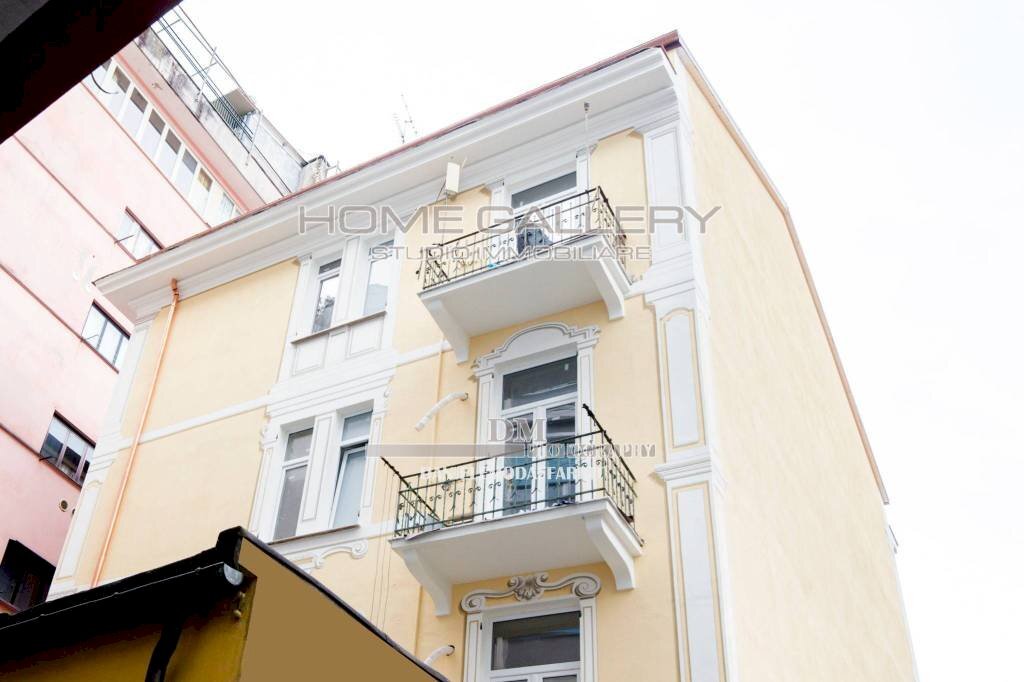 Facciata - Trilocale via San Benedetto, 36, Rapallo - foto 3