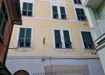 Facciata - Trilocale via San Benedetto, 36, Rapallo - foto 3