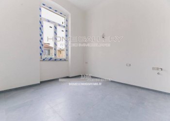 Camera da letto - Trilocale via San Benedetto, 36, Rapallo - foto 4