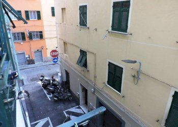 Vista - Quadrilocale vico Pier Maria Ciurlo, Genova (zona Sampierdarena) - foto 11