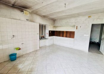 Cucina - Rustico via Mondovì, Rocca de' Baldi - foto 5