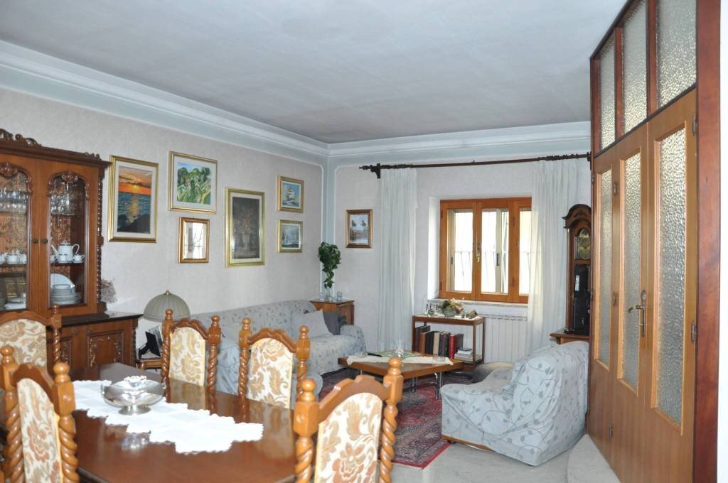 Salone - Casa indipendente corso Giuseppe Garibaldi, 379, Senise - foto 2