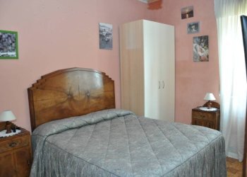 Camera da letto - Casa indipendente corso Giuseppe Garibaldi, 379, Senise - foto 17