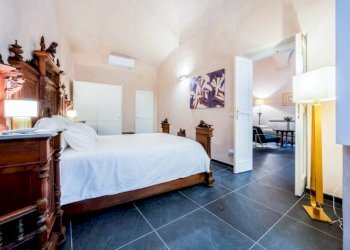 Camera da letto - Bilocale via Luccoli, Genova - foto 11