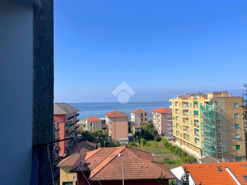 Three-room apartment Via modena, Lavagna - photo 1