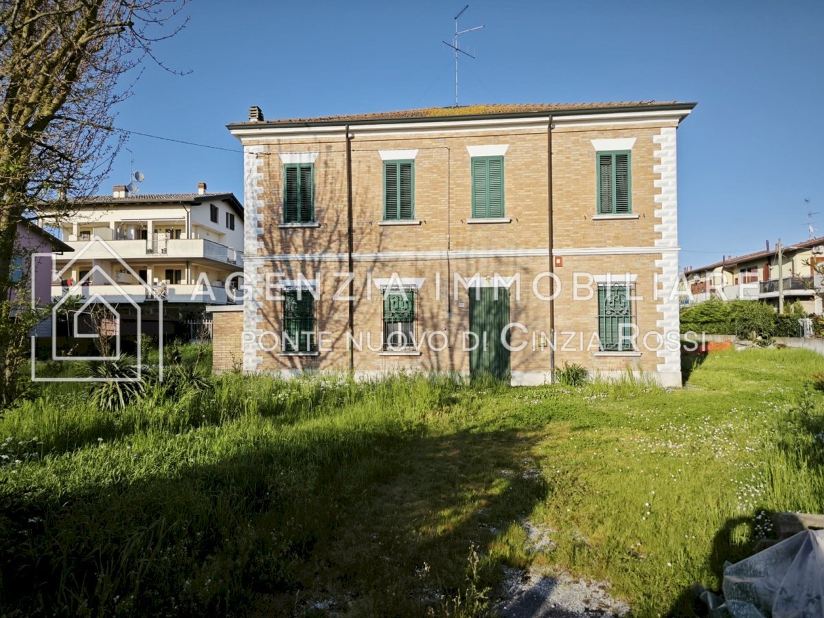 Independent house Ravenna (neighborhood Savio) - photo 1
