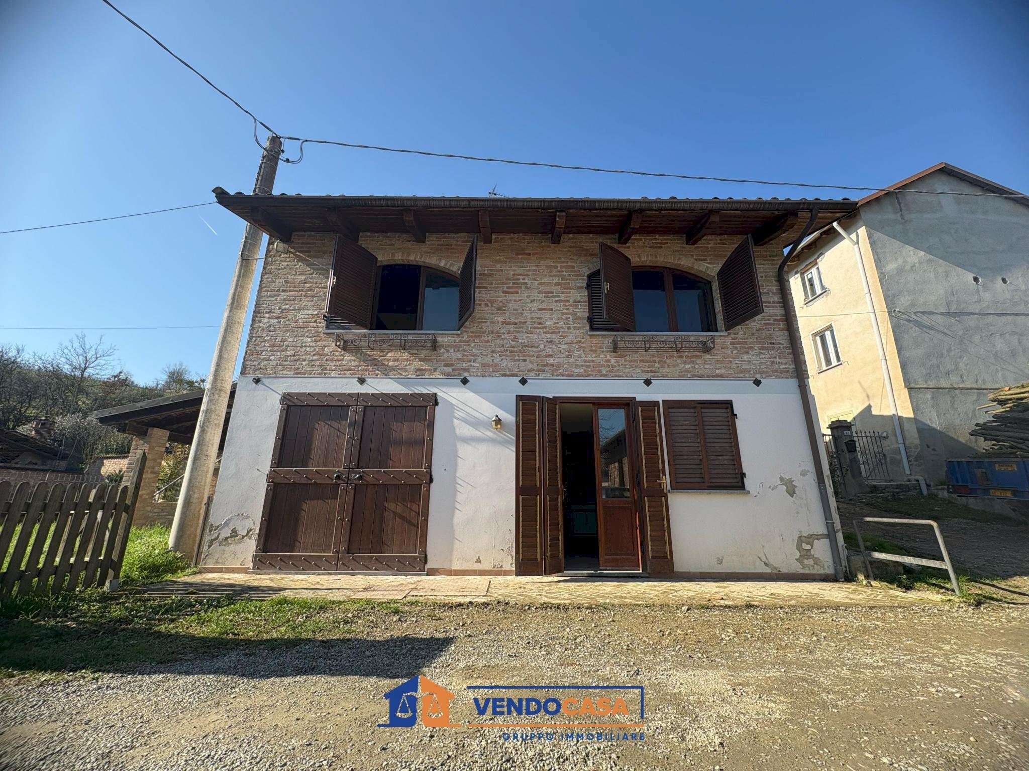 Independent house Calamandrana - photo 1