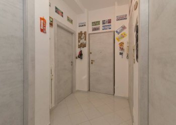 Three-room apartment Torino - photo 17