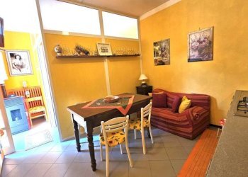 Veranda - Appartamento via Alessandro Volta, 26, Saluzzo - foto 2