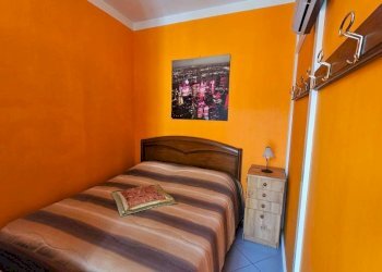 Camera da letto - Appartamento via Alessandro Volta, 26, Saluzzo - foto 10