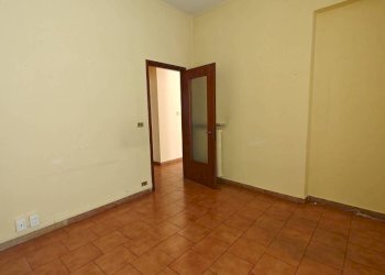 Stanza non arredata - Ufficio via Leinì, 26, Torino - foto 9