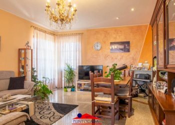 Salone - Villa via Villata, 18, frazione Roata Rossi, Cuneo - foto 7