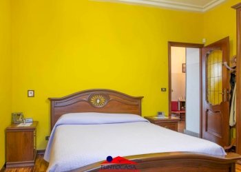 Camera da letto - Villa via Villata, 18, frazione Roata Rossi, Cuneo - foto 25