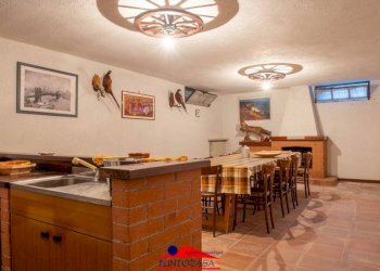 Cantina - Villa via Villata, 18, frazione Roata Rossi, Cuneo - foto 32
