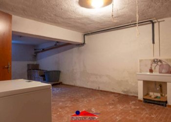 Cantina - Villa via Villata, 18, frazione Roata Rossi, Cuneo - foto 34
