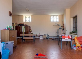 Cantina - Villa via Villata, 18, frazione Roata Rossi, Cuneo - foto 37