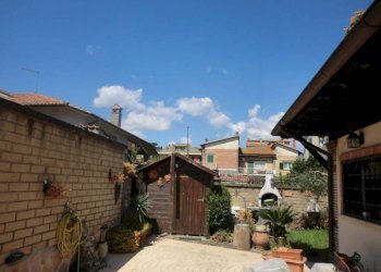 Giardino - Villa via John Fitzgerald Kennedy, Monterosi - foto 16