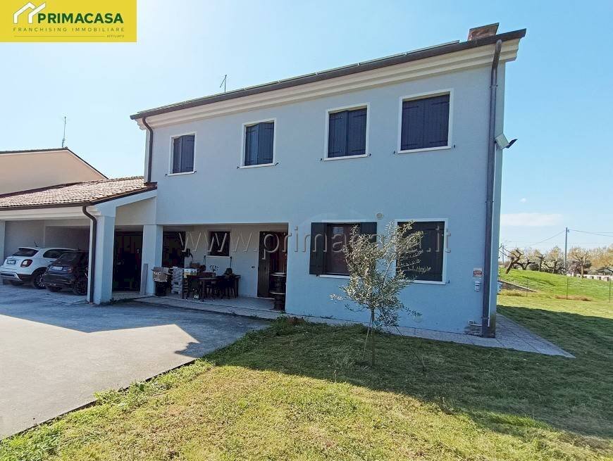 Facciata - Villa a Schiera via ROMA, 31, Massanzago - foto 1