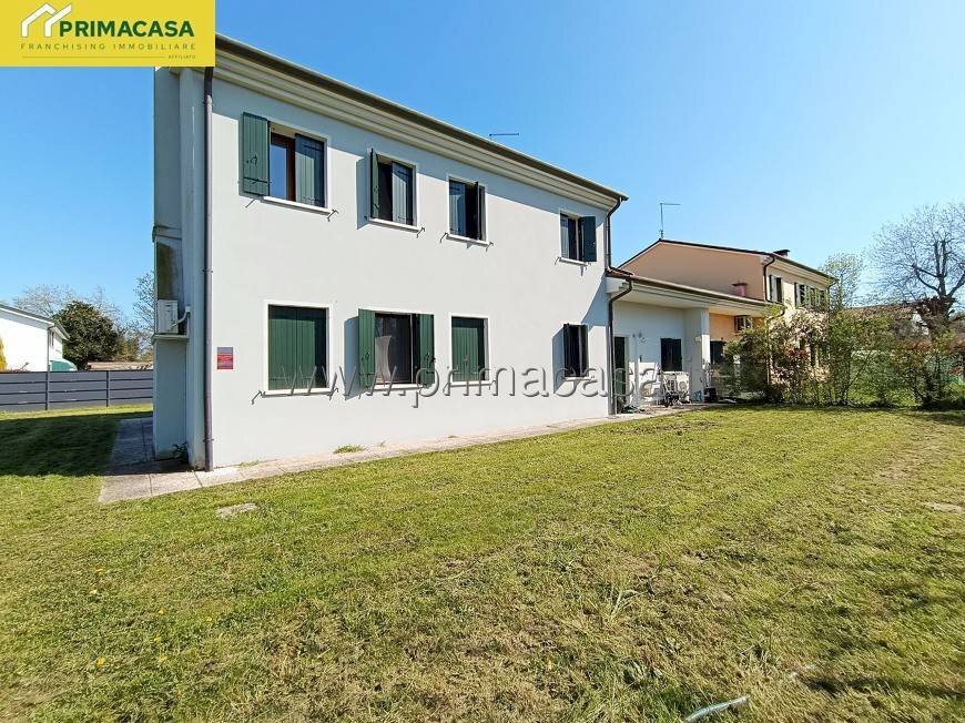 Facciata - Villa a Schiera via ROMA, 31, Massanzago - foto 2