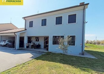 Facciata - Villa a Schiera via ROMA, 31, Massanzago - foto 1