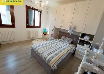 Camera da letto - Villa a Schiera via ROMA, 31, Massanzago - foto 11