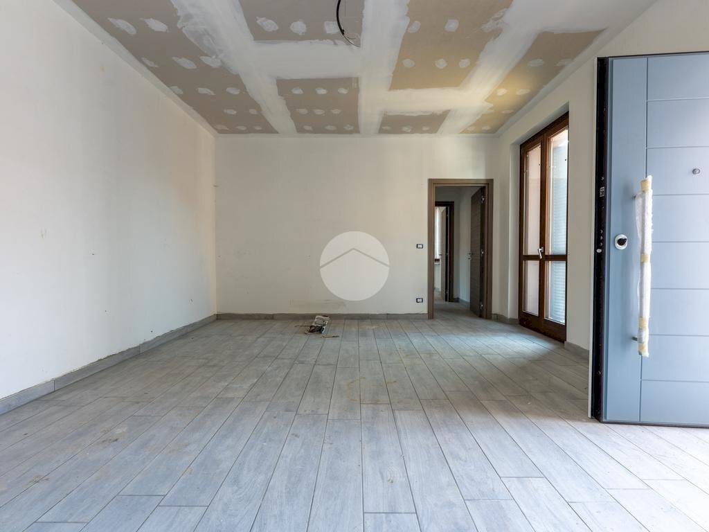 Two-room apartment Via Cristoforo Colombo, Narzole - photo 1
