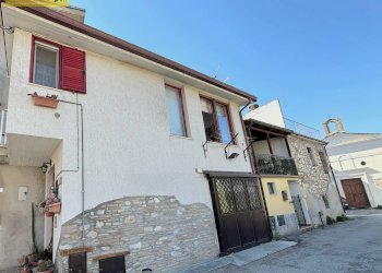 Trilocale Frazione Campovalano, Campli - foto 12