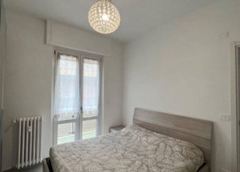 Camera da letto - Bilocale via Aurelia, 494, Loano - foto 8