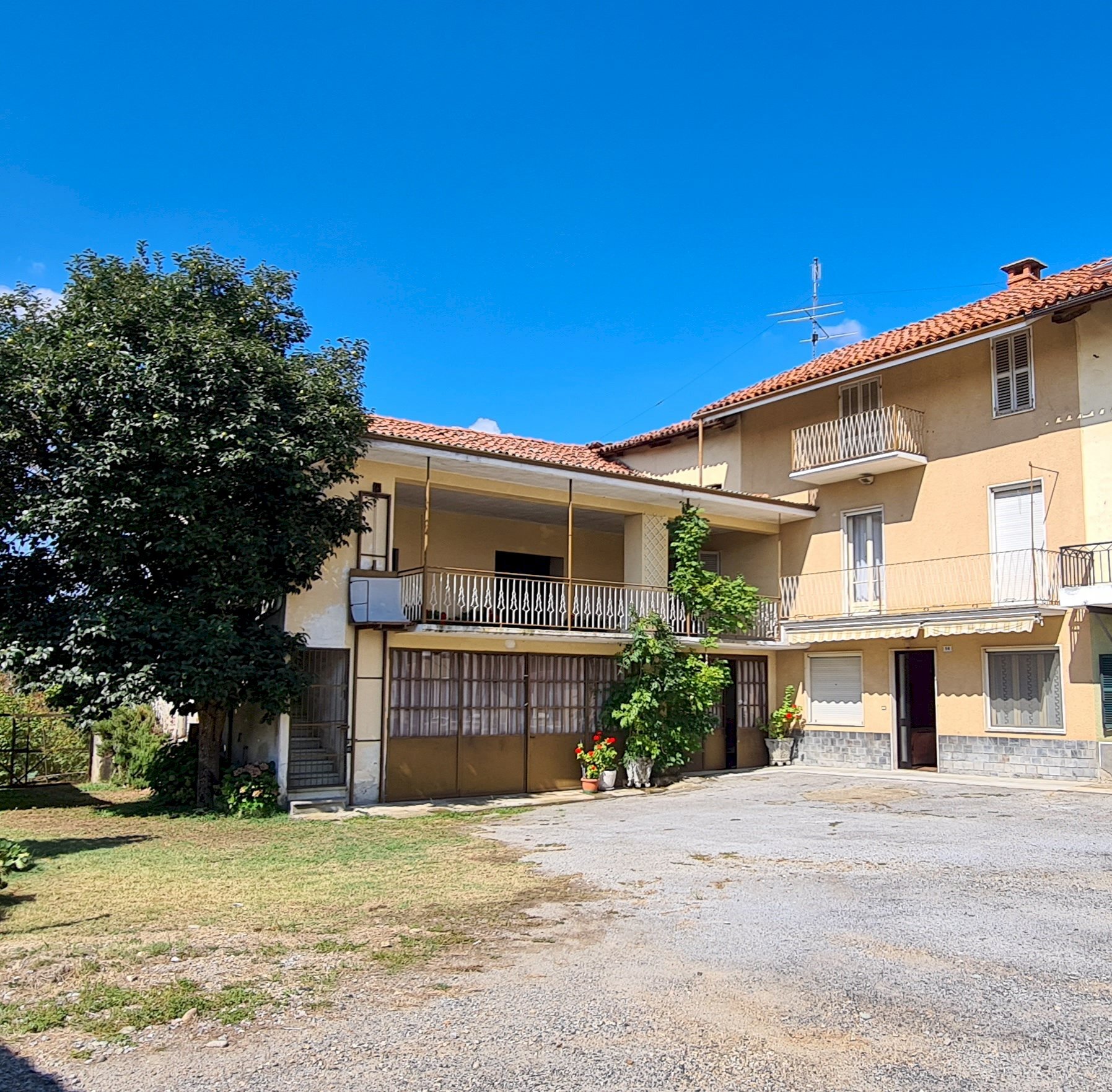 Facciata - Casa semi indipendente Farigliano - foto 2