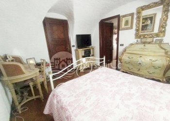 Townhouse Via Castello, Dolceacqua - photo 21