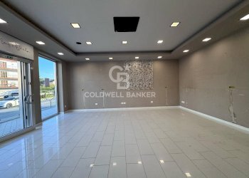 Locale Commerciale Via Salvo D'acquisto, Agropoli - foto 6