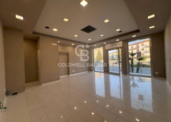 Locale Commerciale Via Salvo D'acquisto, Agropoli - foto 14