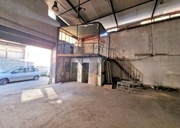 Capannone via Don Ottavio Piscopo, Casoria - foto 8