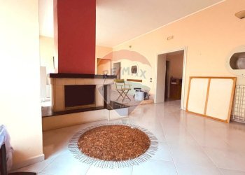 Appartamento via Giovanni Falcone, Casandrino - foto 2